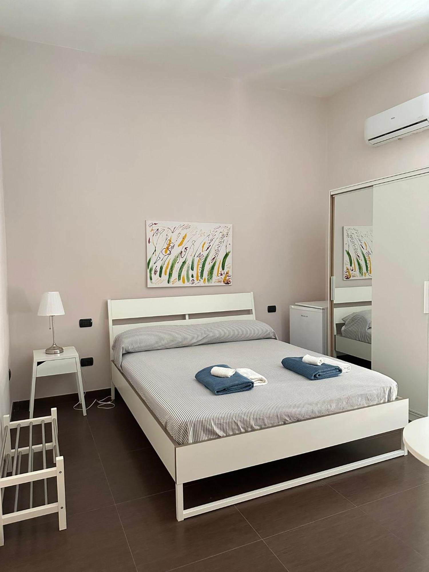 Le Suites Maor Gaeta Bagian luar foto