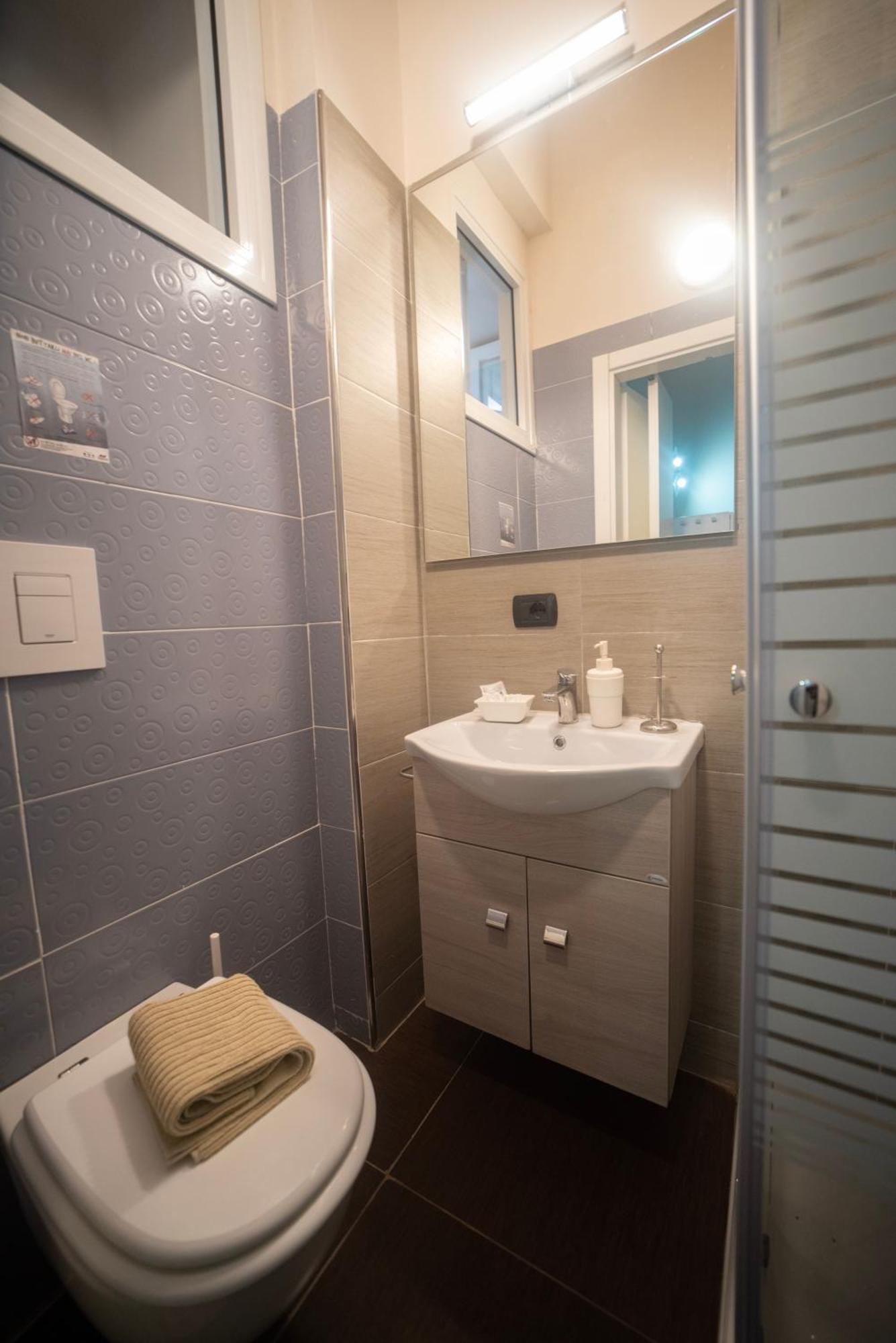 Le Suites Maor Gaeta Bagian luar foto