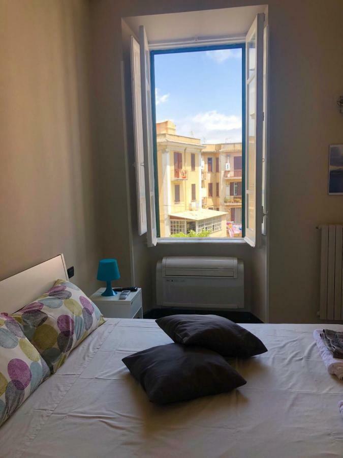 Le Suites Maor Gaeta Bagian luar foto